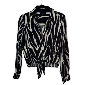 Sanctuary Girlfried Tie Front Botton-UP Shirt Size Medium